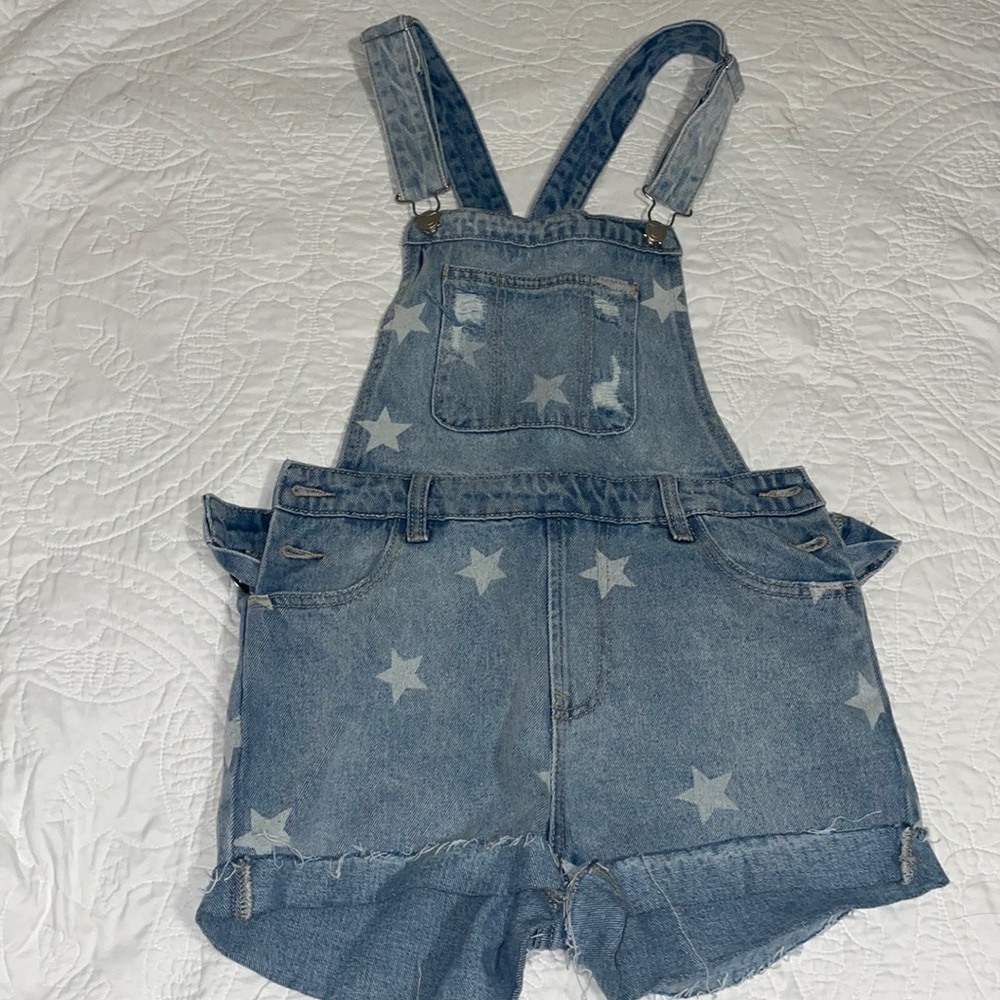 Kittenish Star Denim Overalls Never worn